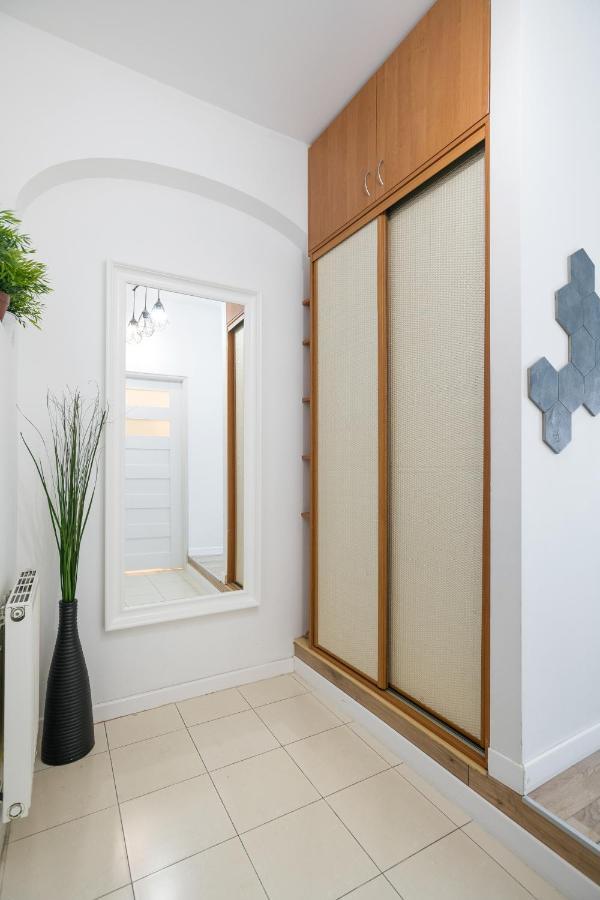 Cozy Modern Studio Green Apartment In Old Town Krakau Exterior foto